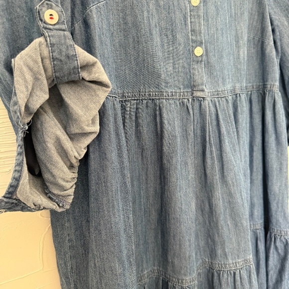 Tommy Hilfiger Chambray Tiered Popover Shirtdress | Size 4 - Picture 8 of 10
